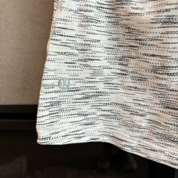 Lululemon Twist & Toil Tank, Size 4 - Picture 12 of 15